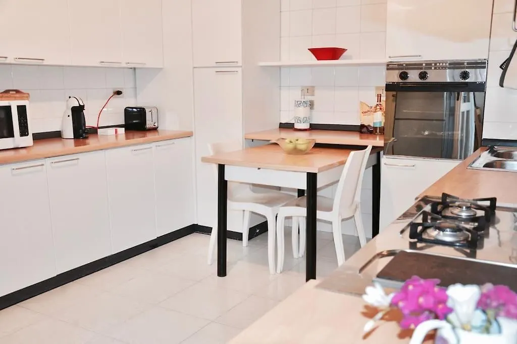 Appartamento Acqua Chiara Cagliari 0*,  Italia